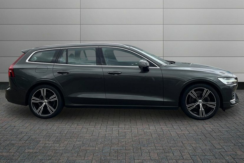 Volvo V60 2.0 D4 Inscription Pro Estate 190 Grey #4