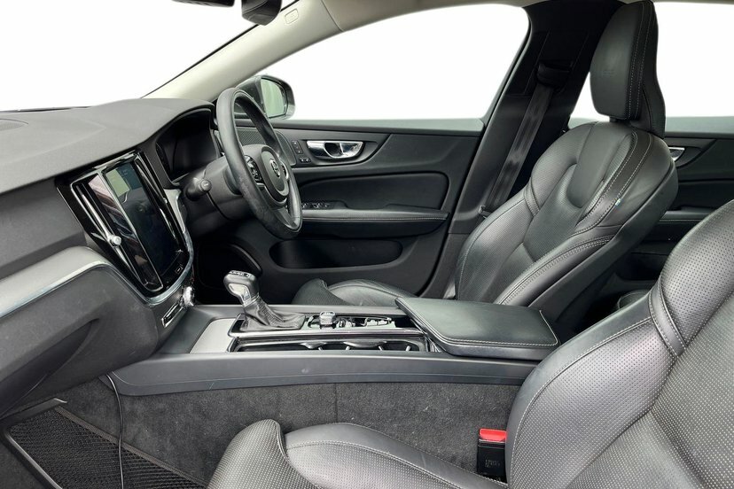 Volvo V60 2.0 D4 Inscription Pro Estate 190 Grey #2