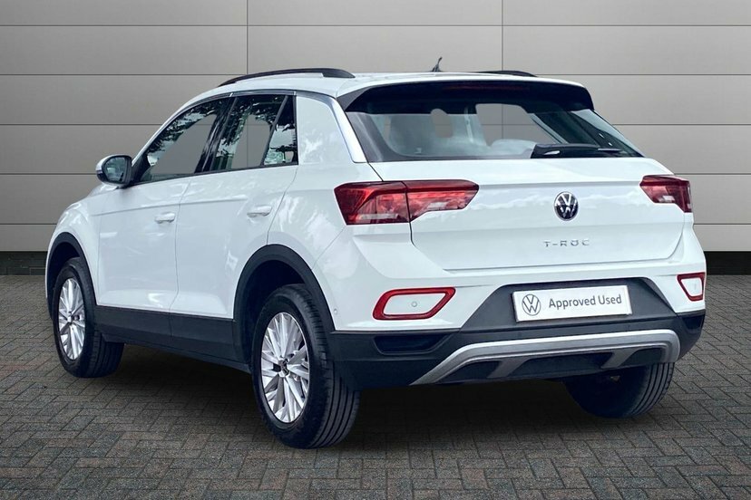 Volkswagen T-Roc 1.5 Tsi Life Suv Dsg 150 Ps Silver #3