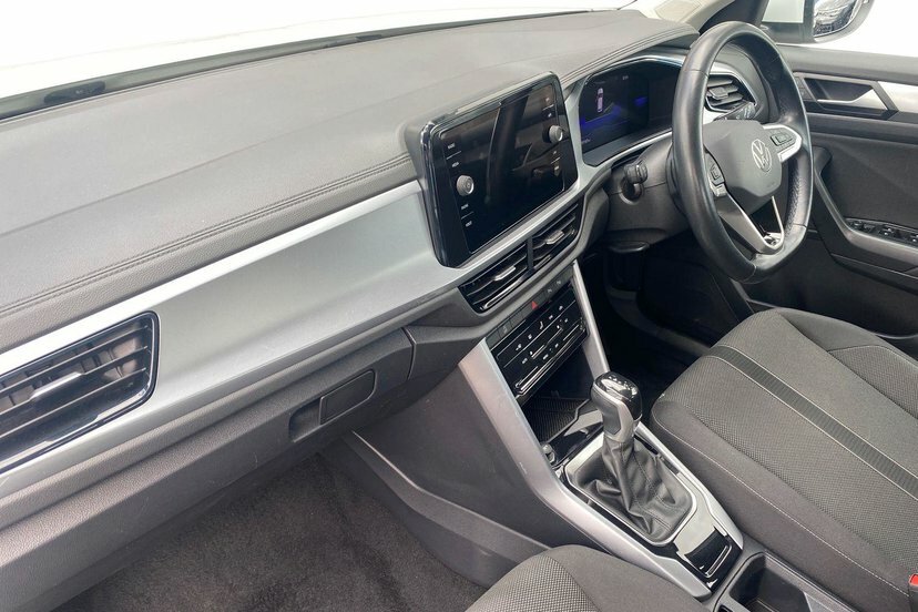 Volkswagen T-Roc 1.5 Tsi Life Suv Dsg 150 Ps Silver #2