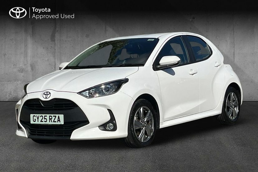Toyota Yaris 1.5 Vvt-h Icon Hatchback Hybrid E-cvt GY25RZA White #3