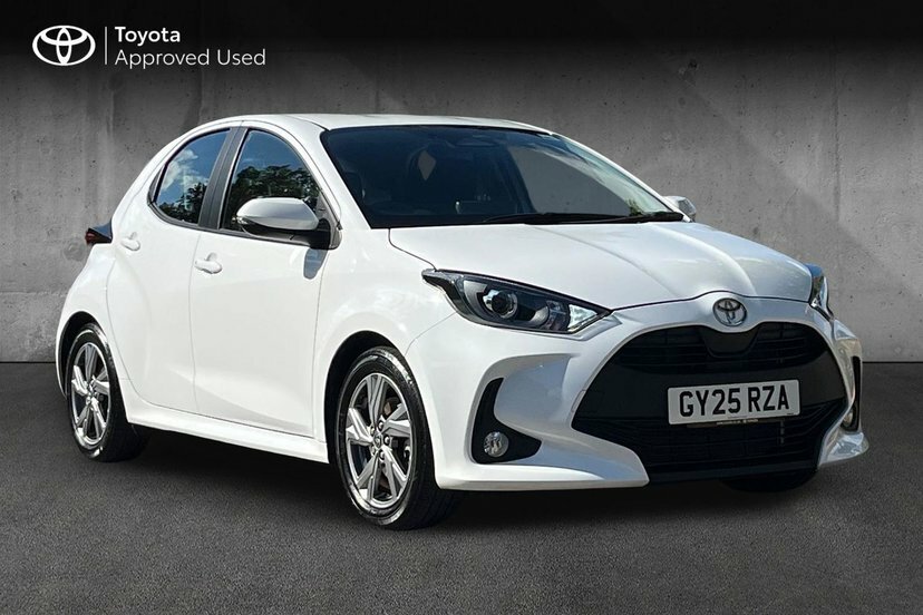 Toyota Yaris 1.5 Vvt-h Icon Hatchback Hybrid E-cvt White