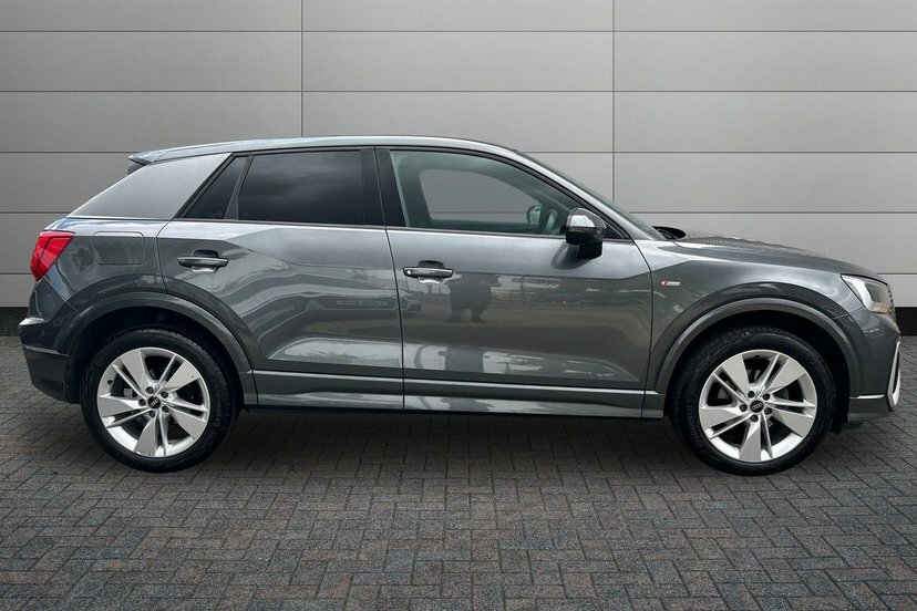 Audi Q2 1.5 Tfsi Cod 35 S Line Suv S Tronic 15 Grey #4