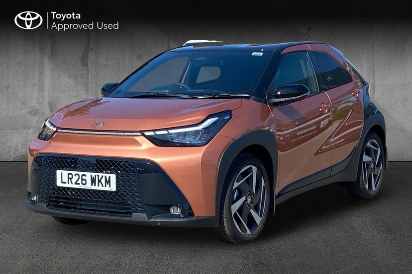 Toyota Aygo X 1.5H 49Kwh Design Hatchback Hybrid Cvt LR26WKM Orange #3