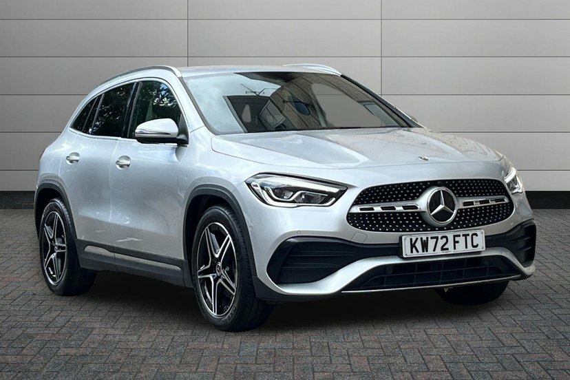 Mercedes-Benz GLA Class Gla200 Amg Line Premium Silver