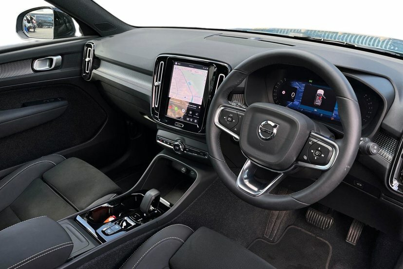 Volvo XC40 2.0 B4 Mhev Plus Dark Suv Hybrid Dct Au Blue #6