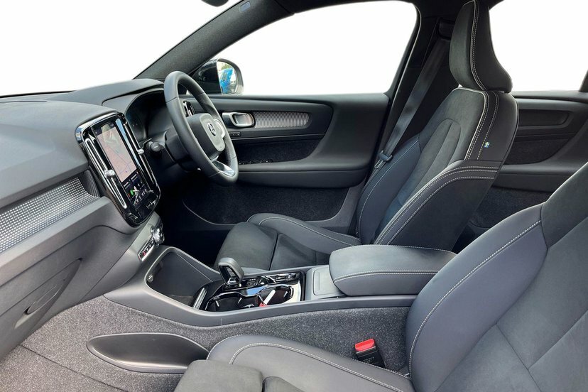 Volvo XC40 2.0 B4 Mhev Plus Dark Suv Hybrid Dct Au Blue #2