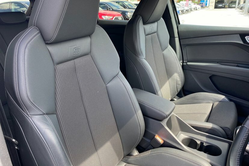 Audi Q4 E Tron 150Kw 40 82Kwh Edition 1 Comfort Sound White #16