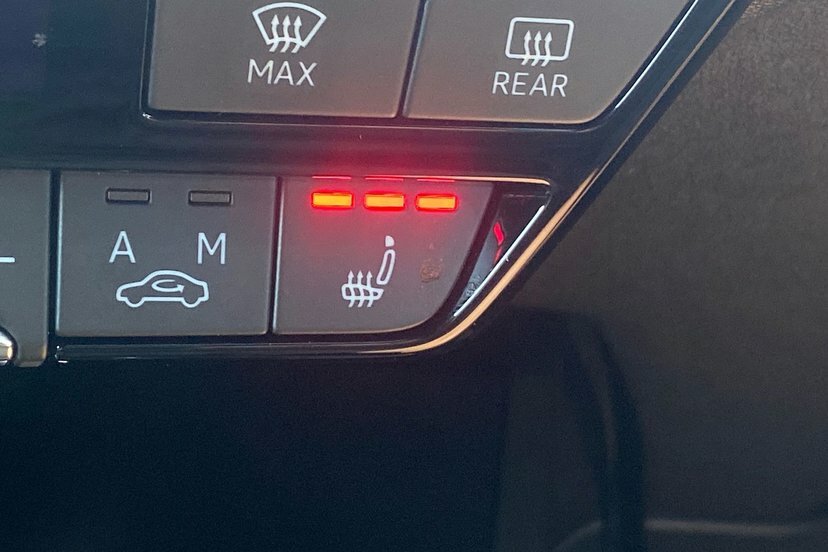 Audi Q4 E Tron 150Kw 40 82Kwh Edition 1 Comfort Sound White #25