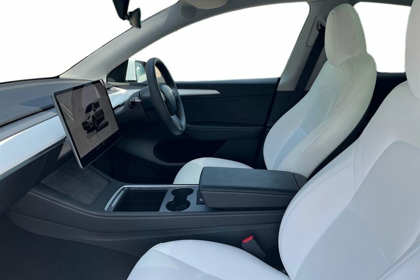Tesla Model Y Dual Motor Long Range Suv 4Wde White #2