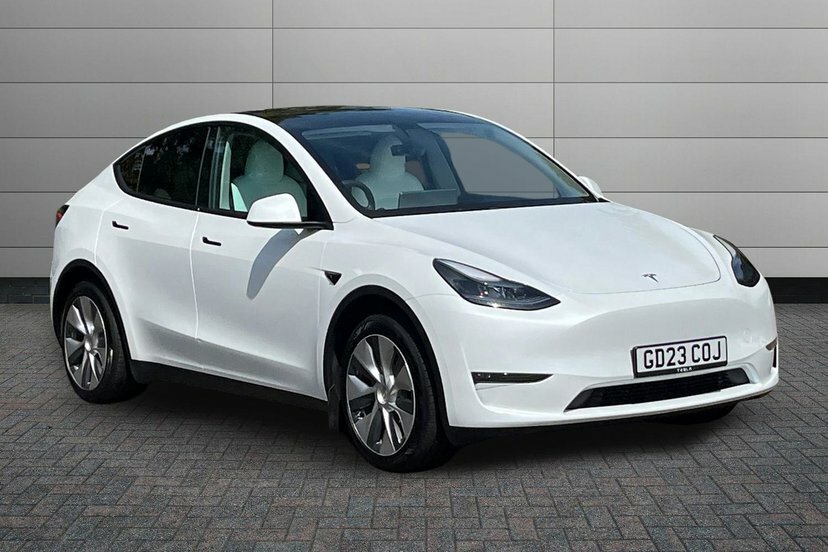 Tesla Model Y Dual Motor Long Range Suv 4Wde White