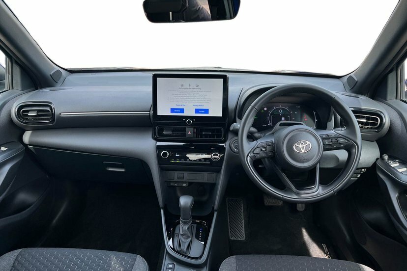 Toyota Yaris Cross 1.5 Vvt-h Design Suv Hybrid E-cvt 116 Grey #5