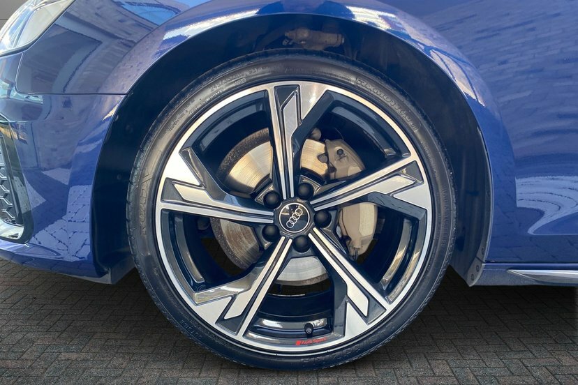 Audi A4 Avant 2.0 Tfsi 40 Black Edition Estate S Tron Blue #5