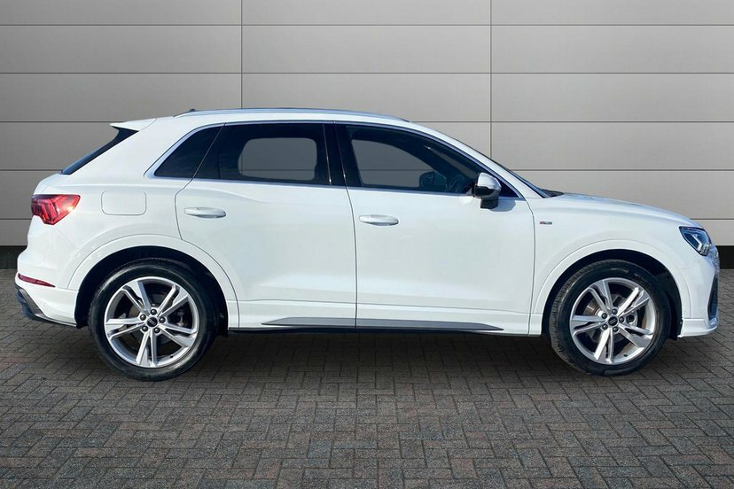 Audi Q3 1.5 Tfsi Cod 35 S Line Suv S Tronic 15 White #4