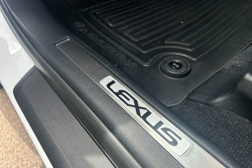 Lexus RX 450H L 3.5 Takumi Cvt Red #20