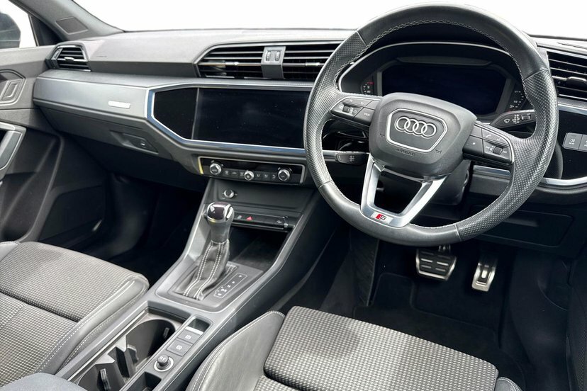 Audi Q3 1.5 Tfsi Cod 35 S Line Sportback S Tron Grey #6