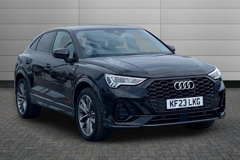 Audi Q3 1.5 Tfsi Cod 35 Black Edition Sportback Black