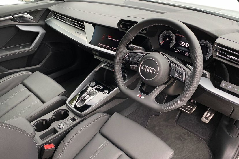 Audi A3 1.5 Tfsi 30 S Line Sportback S Tronic White #6