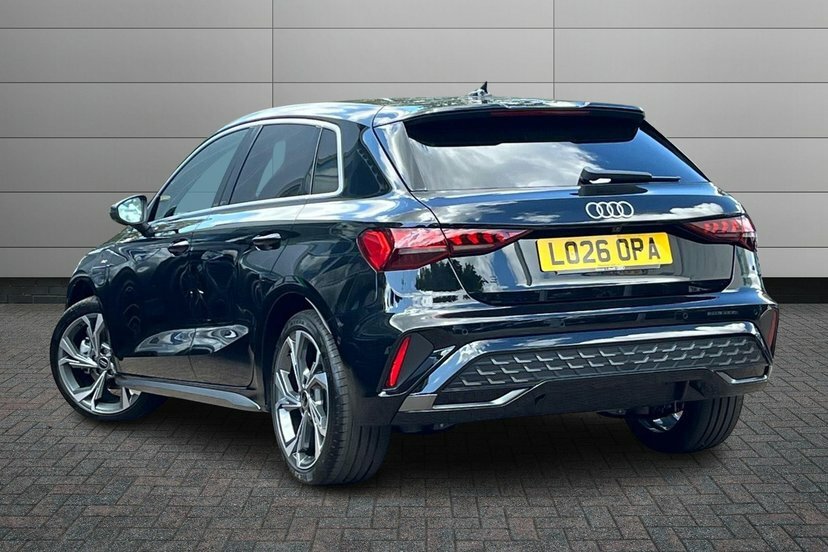 Audi A3 1.5 Tfsie S Line Sportback Plug-in Hybr Black #3