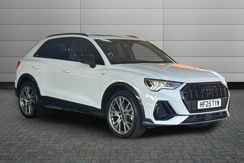 Audi Q3 2.0 Tdi 35 Black Edition Suv S Tronic White