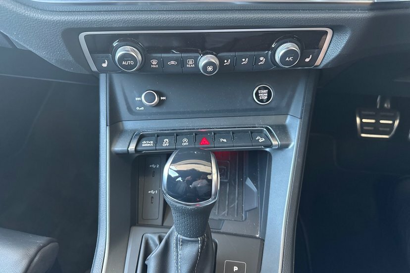Audi Q3 35 Tdi Black Edition S Tronic 20 Alloy Black #19