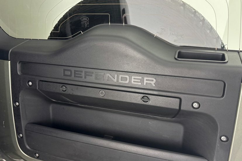 Land Rover Defender 110 3.0 D300 X-dynamic Hse 110 7 Seat Green #21