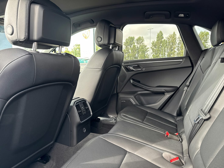 Porsche Macan 100Kwh Gts Suv 4Wd 571 Ps Grey #19