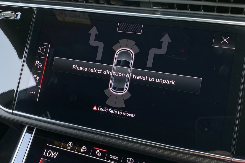 Audi RSQ8 Tfsi 640 Quattro Perform Carbon Black Tiptron White #21