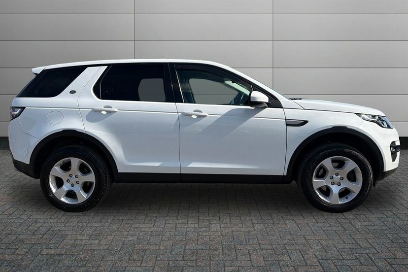 Land Rover Discovery Sport 2.0 Td4 Se Tech Suv 4Wd 5 Seat FY17RSZ White #4