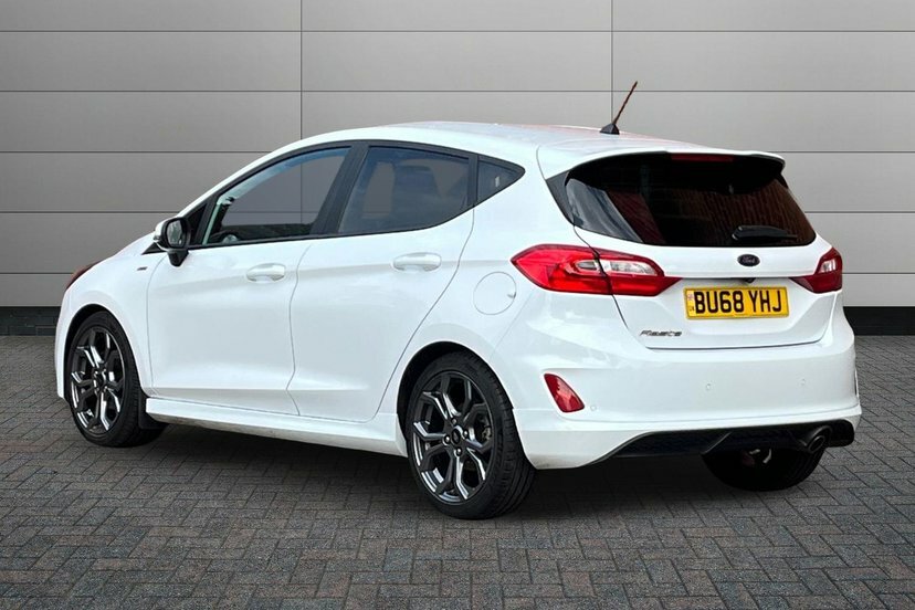 Ford Fiesta 1.0T Ecoboost Gpf St-line Hatchback Aut White #3