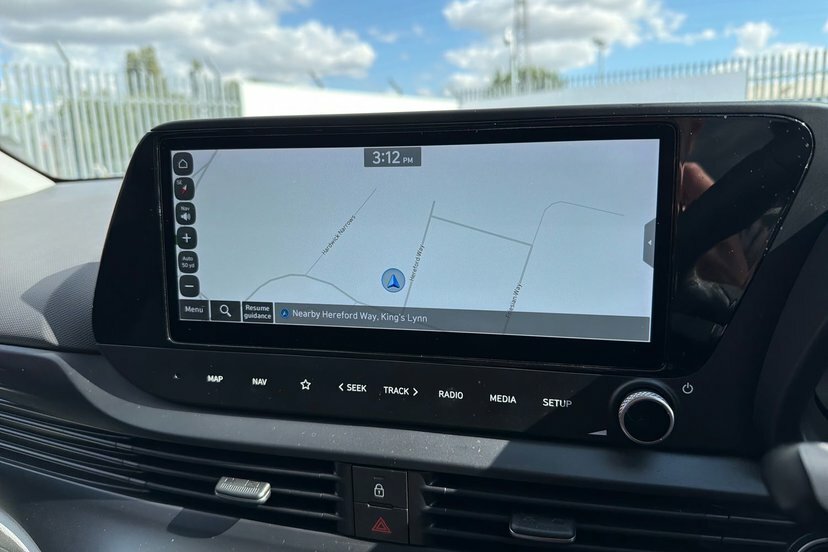 Hyundai Bayon 1.0 Tgdi 48V Mhev Premium Grey #20