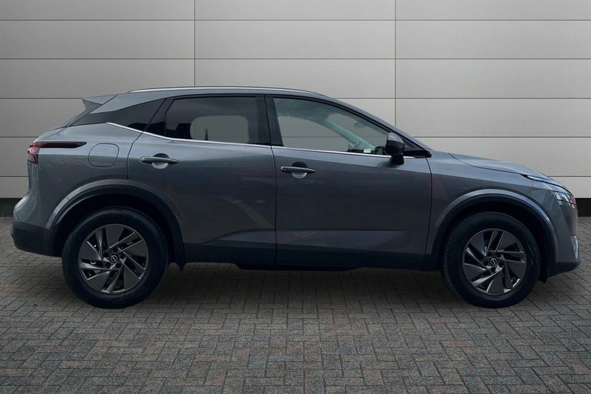 Nissan Qashqai 1.3 Dig-t Mhev Acenta Premium Suv Hybri Grey #4