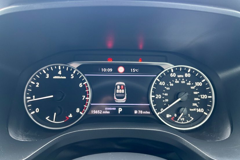 Nissan Qashqai Acenta Premium White #26