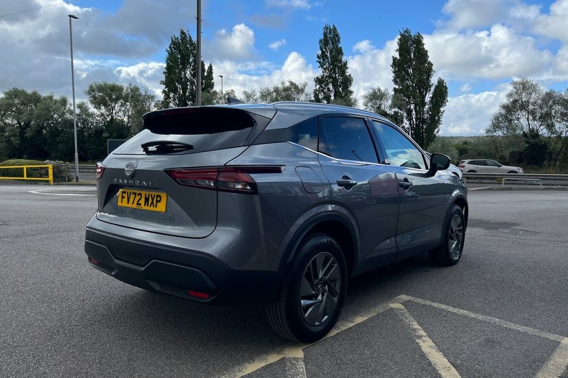 Nissan Qashqai Acenta Premium White #14