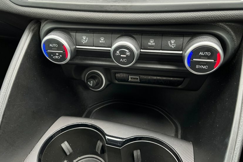 Alfa Romeo Giulia 2.0 2.0 Turbo 280Hp Veloce Black #18