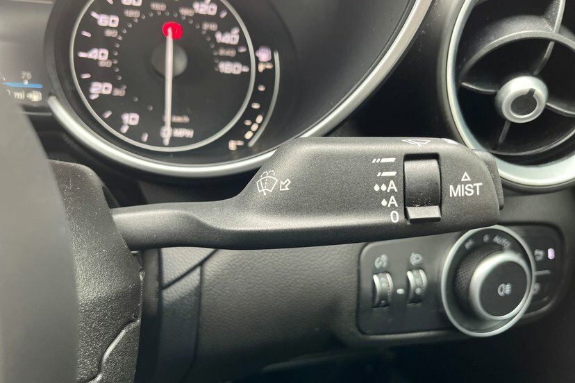 Alfa Romeo Giulia 2.0 2.0 Turbo 280Hp Veloce Black #17