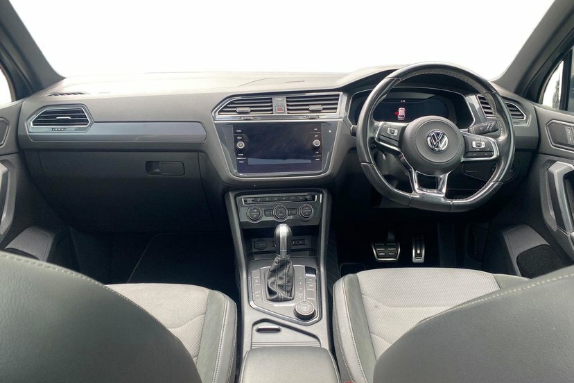 Volkswagen Tiguan R-line Tech Tdi 4Motion Dsg Black #11