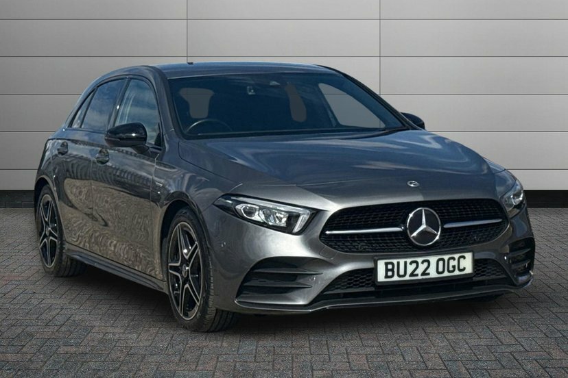 Mercedes-Benz A Class 1.3 A180 Amg Line Edition Executive Hatchback Grey