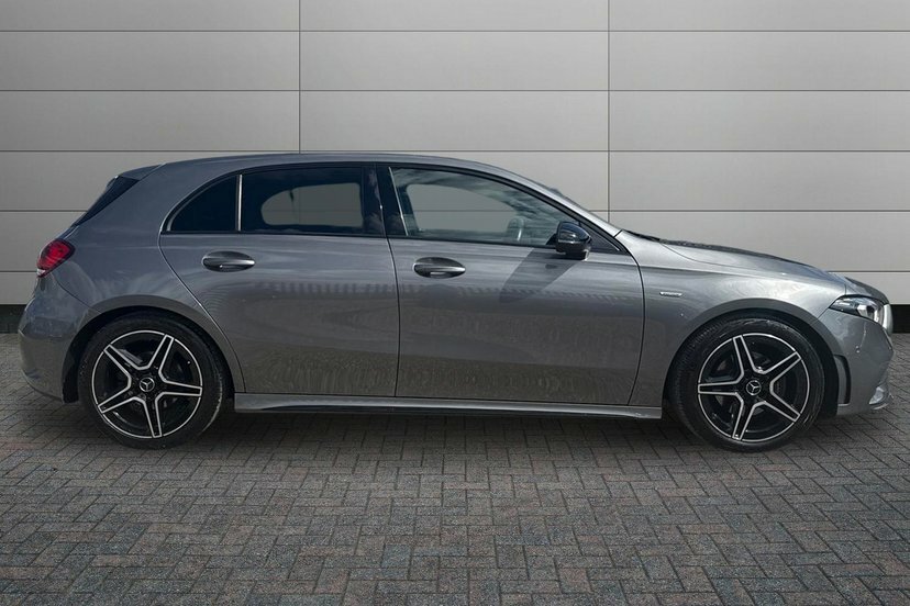 Mercedes-Benz A Class 1.3 A180 Amg Line Edition Executive Hatchback Grey #3