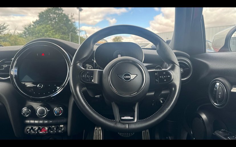 Mini Hatch 5-Door Hatch Cooper S Sport EO71UFC Red #5