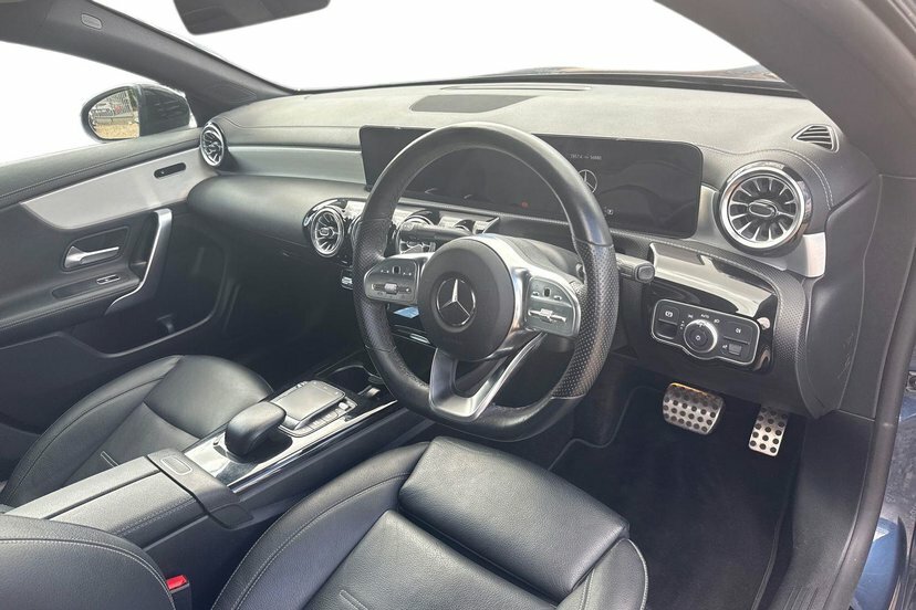 Mercedes-Benz CLA Class 1.3 Cla180 Amg Line Premium Coupe 7G- Blue #5