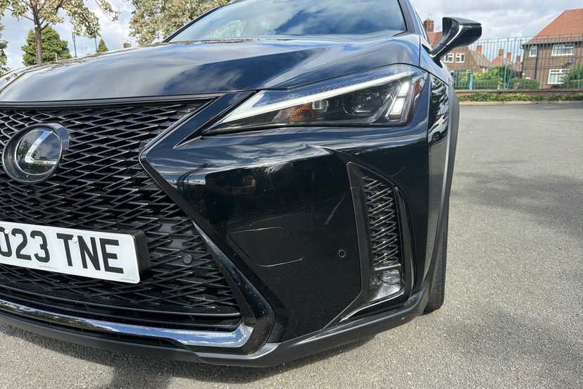 Lexus UX 250H 2.0 F-sport Design Cvt Green #31
