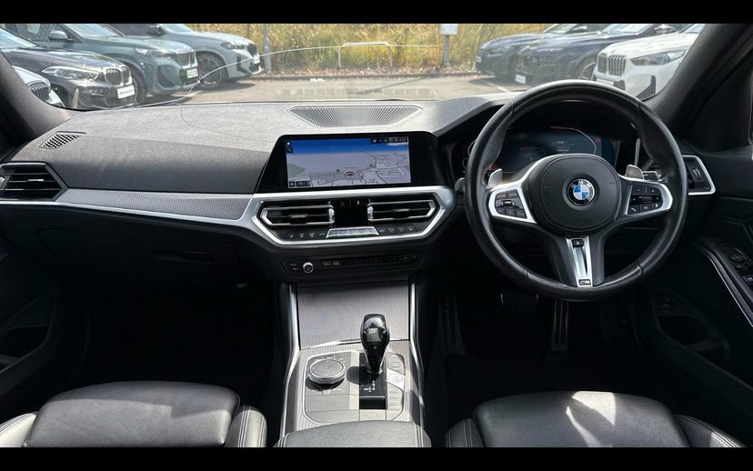 BMW 3 Series 320I Xdrive M Sport Saloon White #4