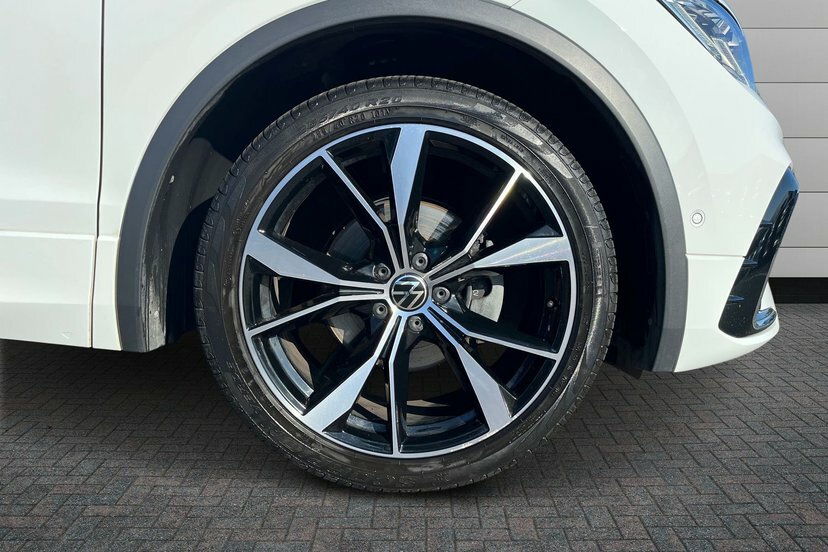 Volkswagen Tiguan 1.5 Tsi R-line Suv Dsg 150 Ps VA22NDX White #5