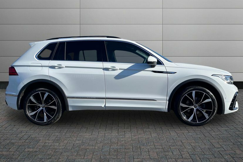 Volkswagen Tiguan 1.5 Tsi R-line Suv Dsg 150 Ps VA22NDX White #4