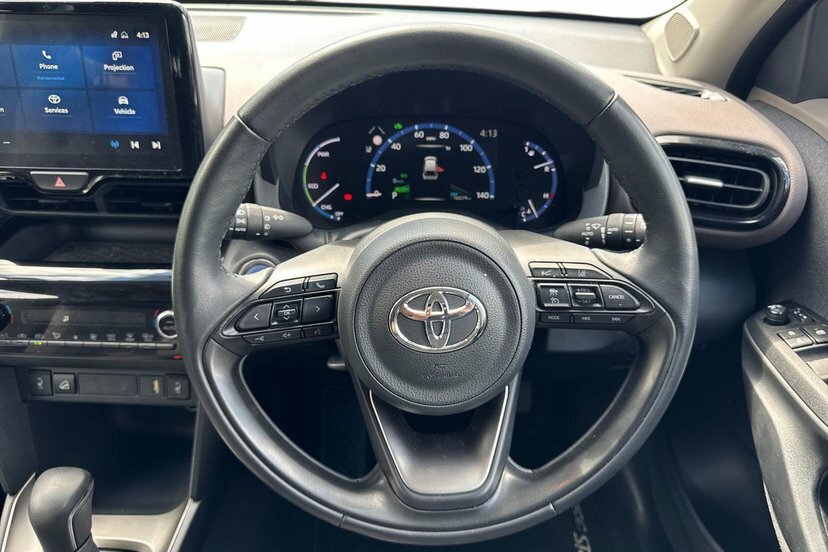 Toyota Yaris Cross Excel Grey #8