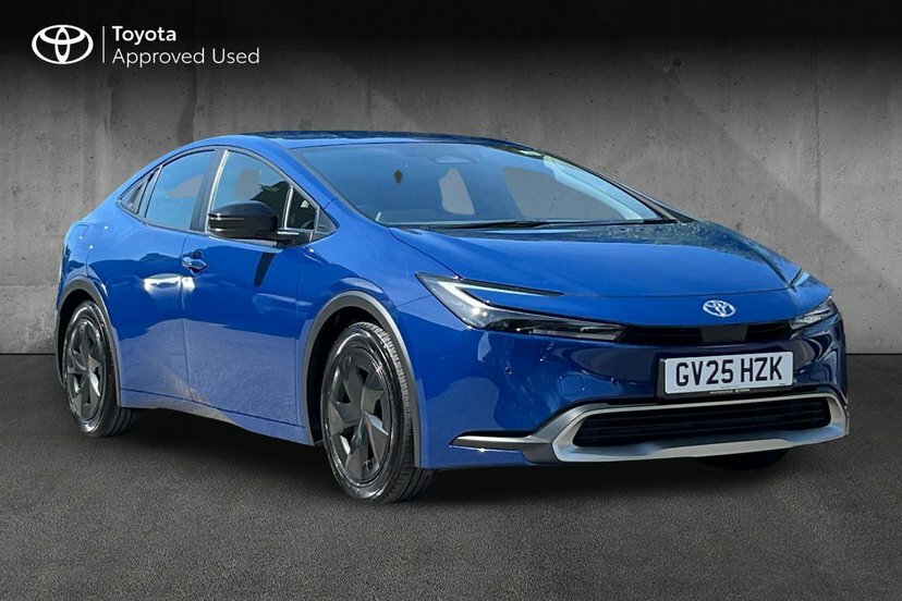 Toyota Prius 2.0 13.6Kwh Design Hatchback Plug-in Hy 