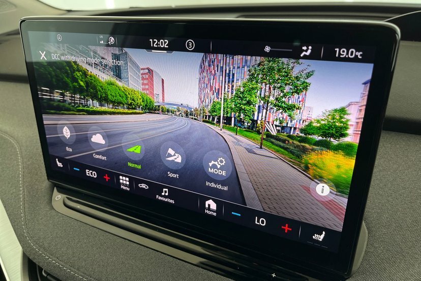 Skoda ENYAQ 80 Ecosuite Silver #27