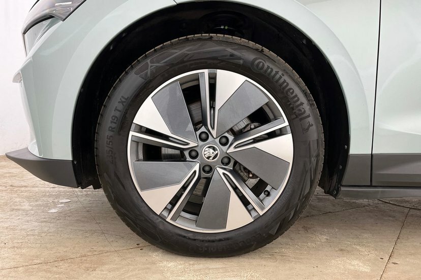 Skoda ENYAQ 80 Ecosuite Silver #11