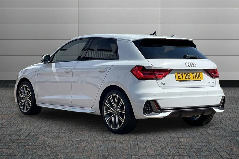 Audi A1 1.0 Tfsi 25 S Line Sportback S Tronic White #3